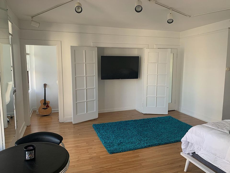 1st image of 609-455 E Ocean Blvd #609