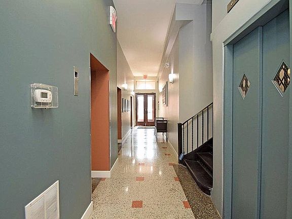 3rd image of 621 Main St Unit 5B