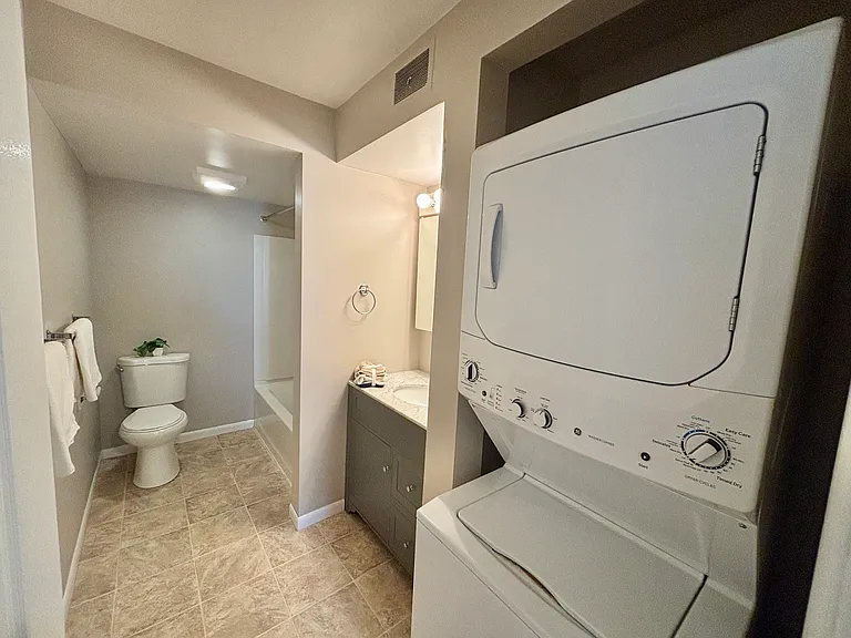 2416 Fiedler Ln #2 — Photo 5