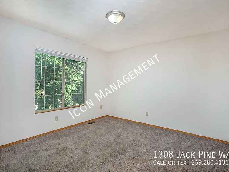 1308 Jack Pine Way — Photo 8