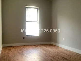 Rented by Weissman Realty