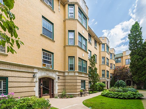 2nd image of 5515 N Winthrop Ave #2A