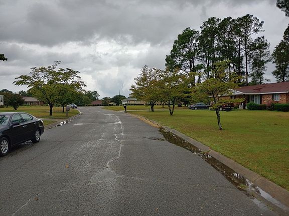4th image of 809 Westview Ct