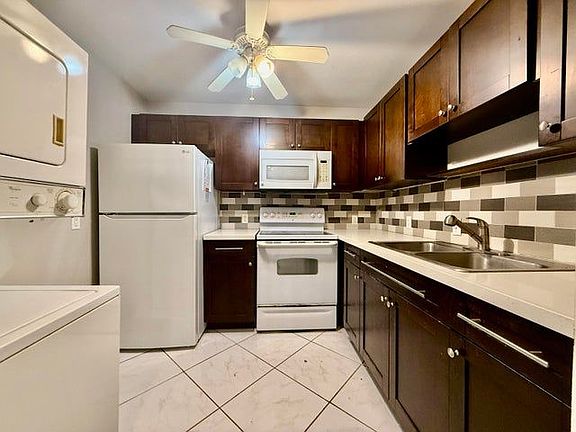3rd image of 139 Tuscany Ln #B
