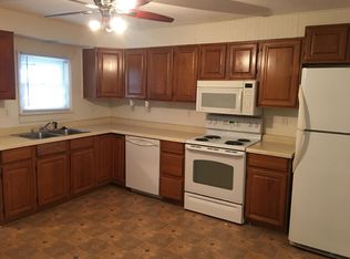 2917 Marion Ave, Mattoon, IL 61938