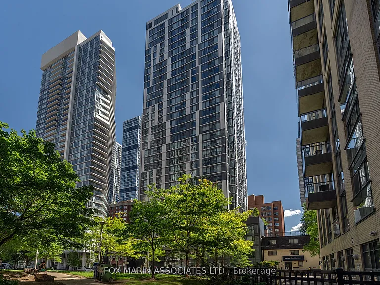 65 Mutual St #2707 — Photo 24