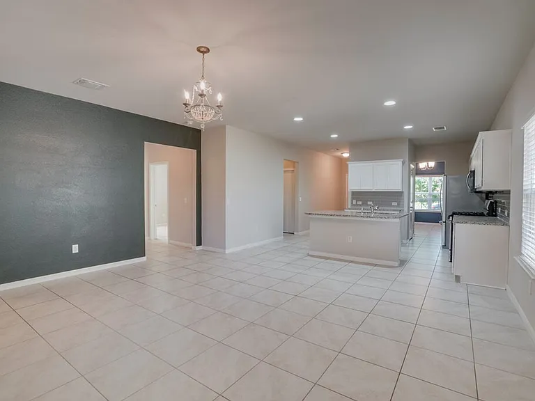 6700 Ranchito Dr — Photo 7