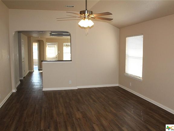 3rd image of 233 Val Verde Dr