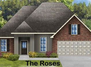 411 Redbird Dr, Bridge City, TX 77611