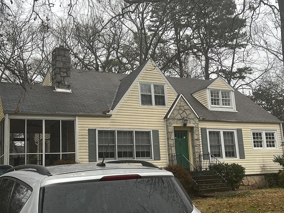 1st image of 614 E Lake Dr