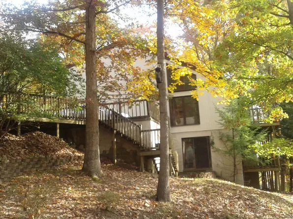 791 Suncrest Rd, Charleston, WV 25303