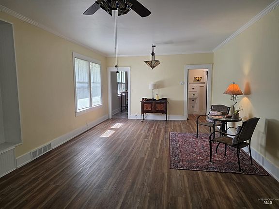 5th image of 421 E Main St