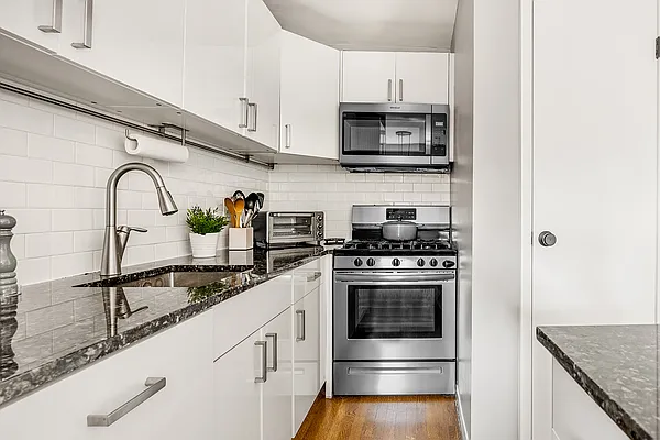 Sold by Corcoran | media 4