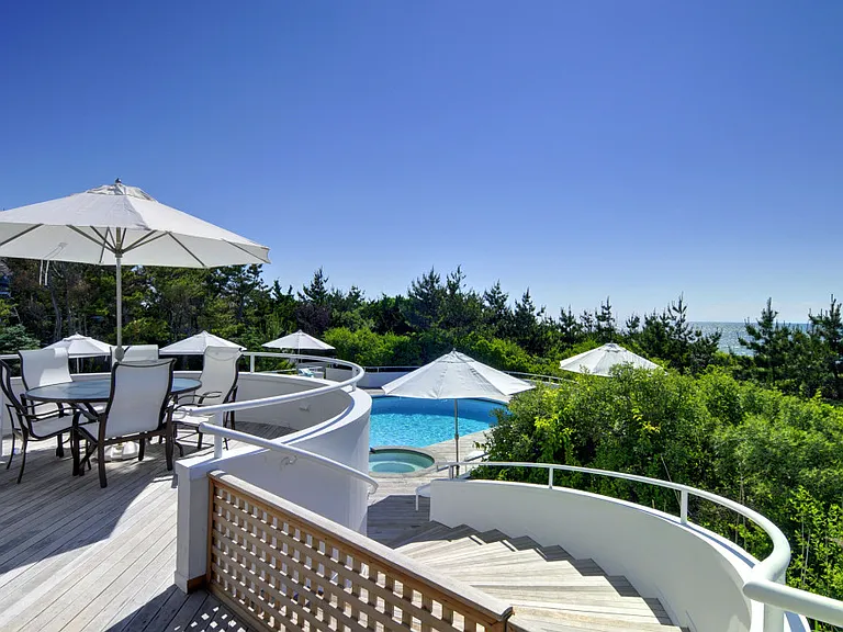 Dune Rd — Photo 17
