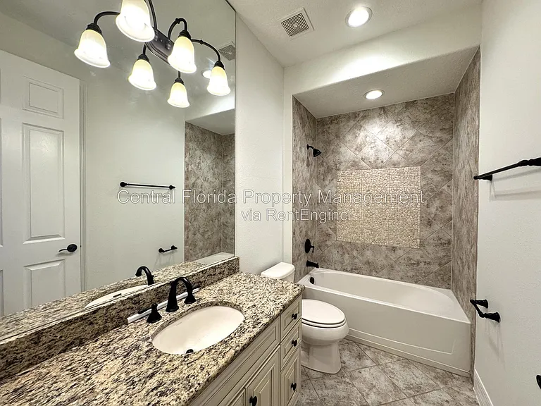 8998 Fullerwood Ave — Photo 14