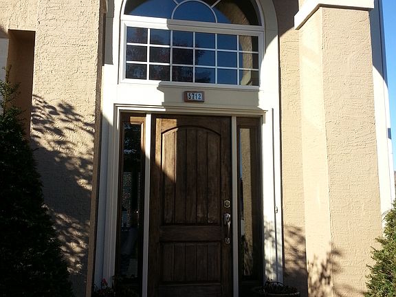 Beautiful vaulted entry