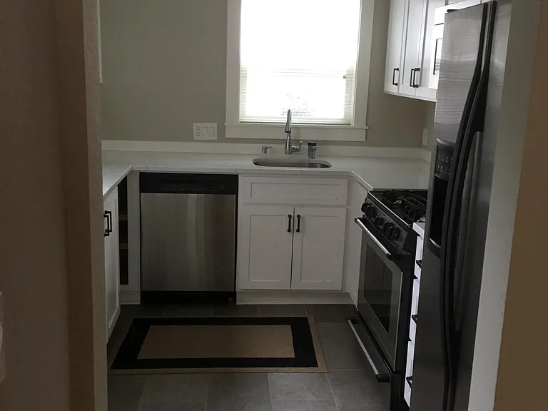 2545 SE Ankeny St — Photo 9