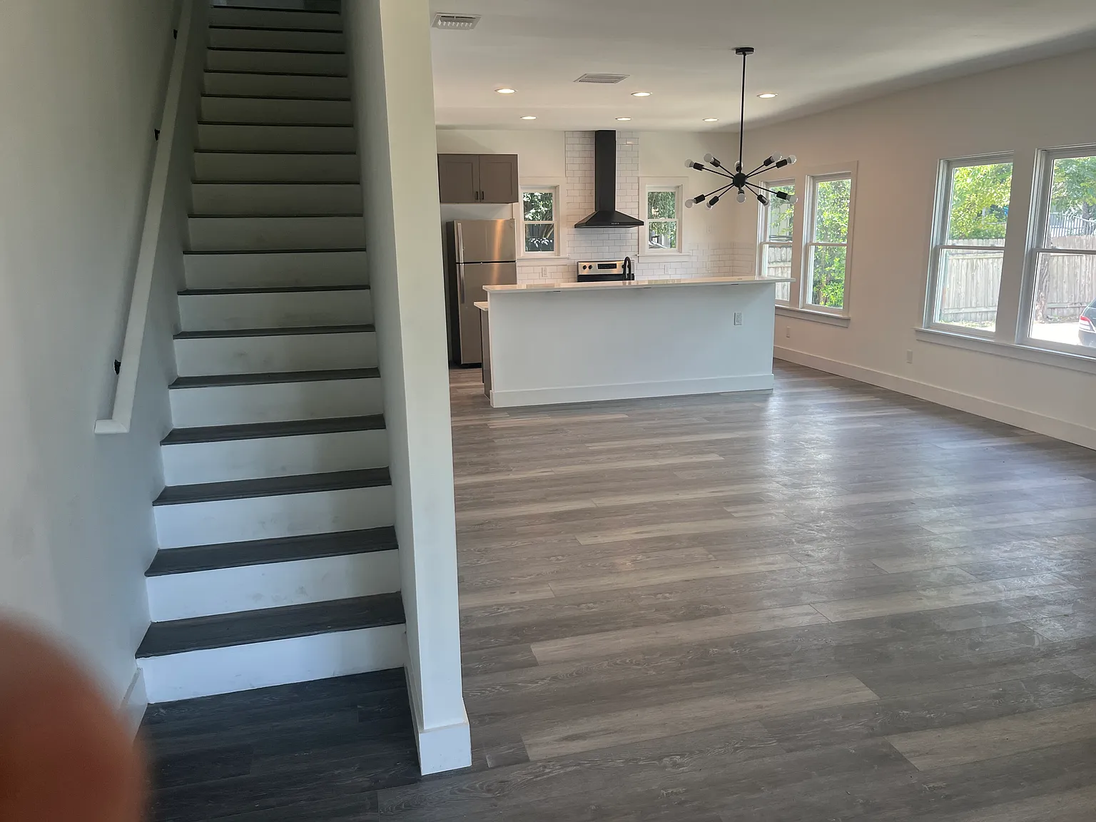 2 bed, 2.5 bath, 1650 sqft, $1,550 — Photo 3