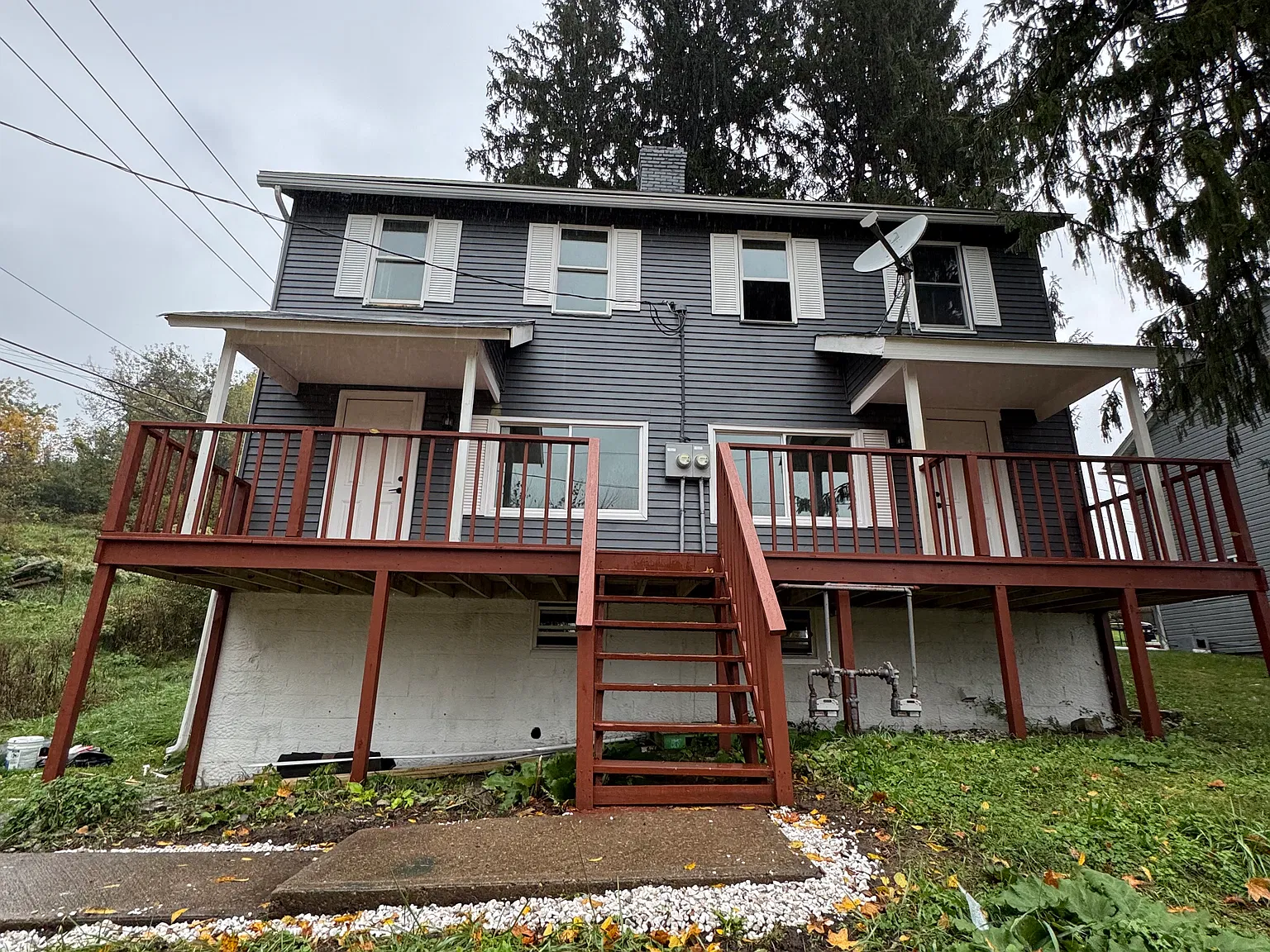 4 bed, 1920 sqft, $1,900 — Photo 1