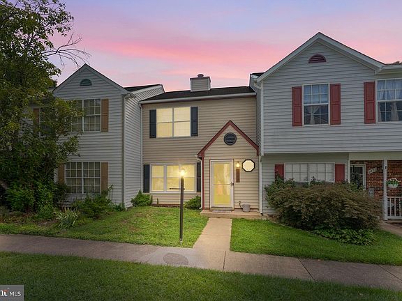 2nd image of 11179 Sussex Ct