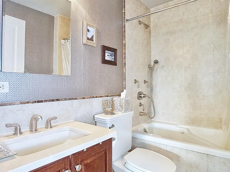 155 Bay St #2C — Photo 36