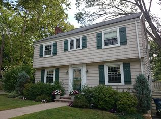 3 Ledgewood Rd, West Roxbury, MA 02132