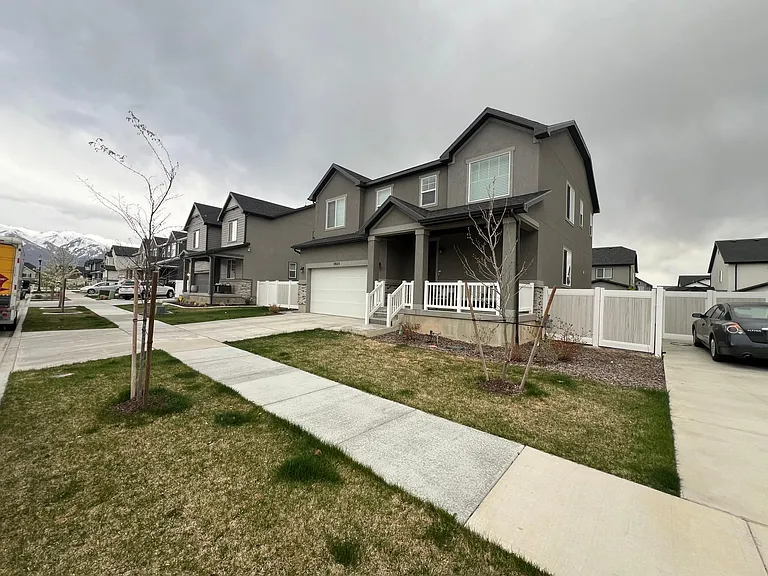 2025 W 900 N — Photo 3