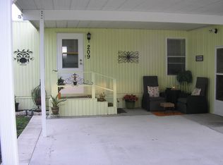 209 Allyson Dr, Leesburg, FL 34788