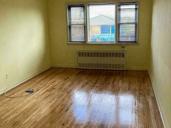 4th image of 75-09 Penelope Ave Floor 2