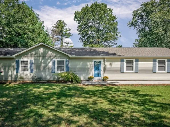 3382 Norfolk Dr, Cookeville, TN 38506