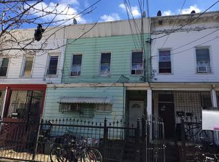 10708 37th Dr, Flushing, NY 11368