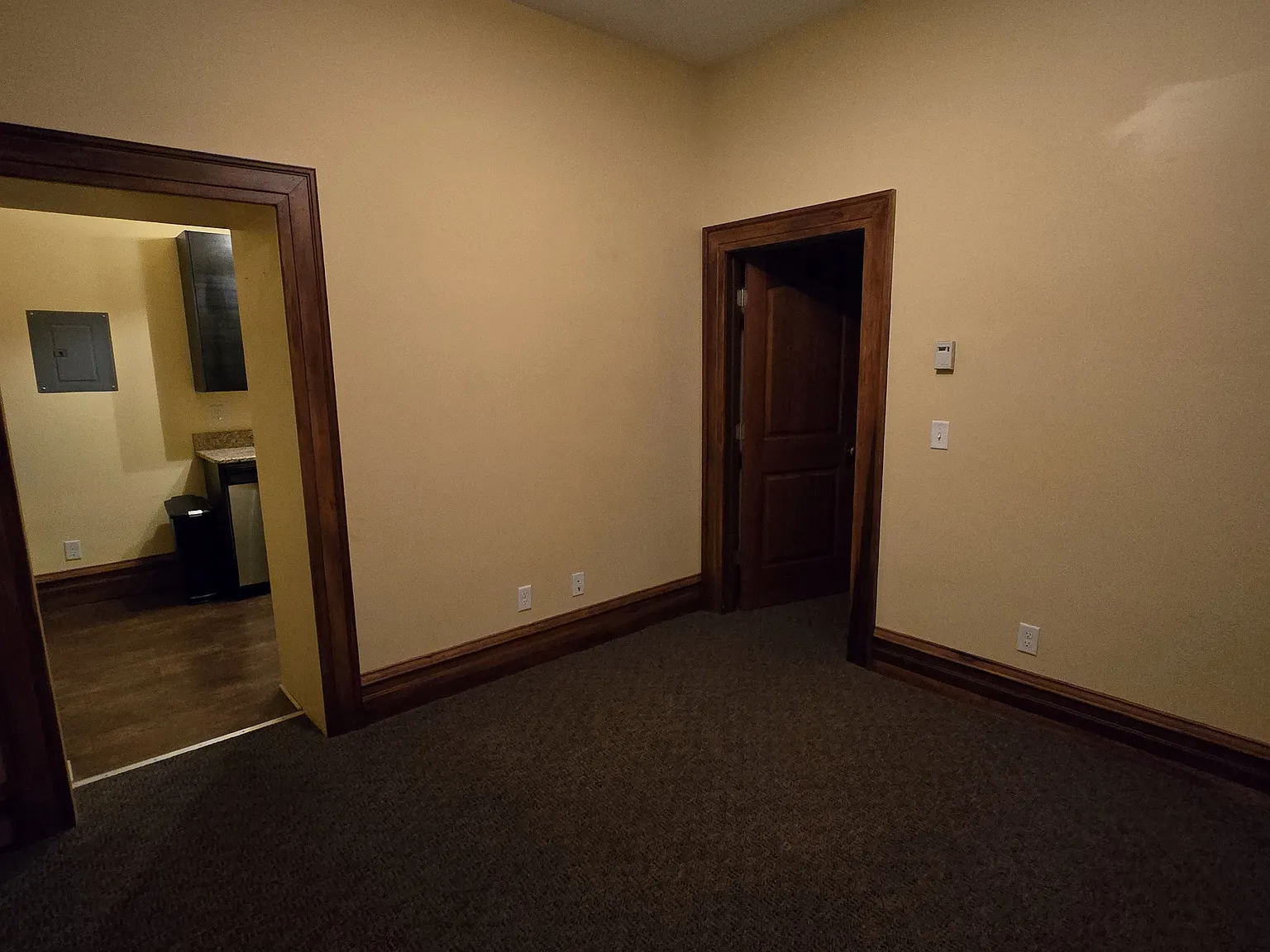 1 bed, 800 sqft, $1,200 — Photo 4
