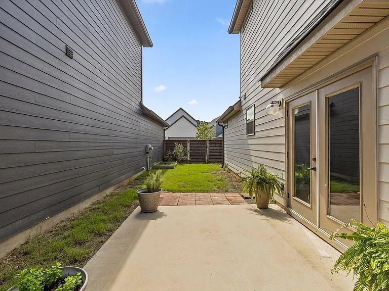 1524 Farmhouse Trl — Photo 41