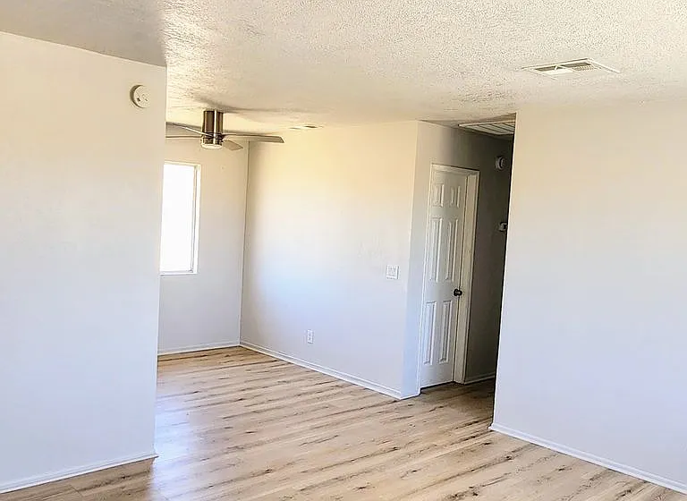 6474 Camarilla Ave #A — Photo 4