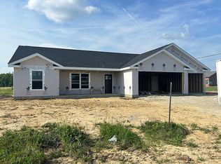 10 Summerset Dr, Batesville, IN 47006