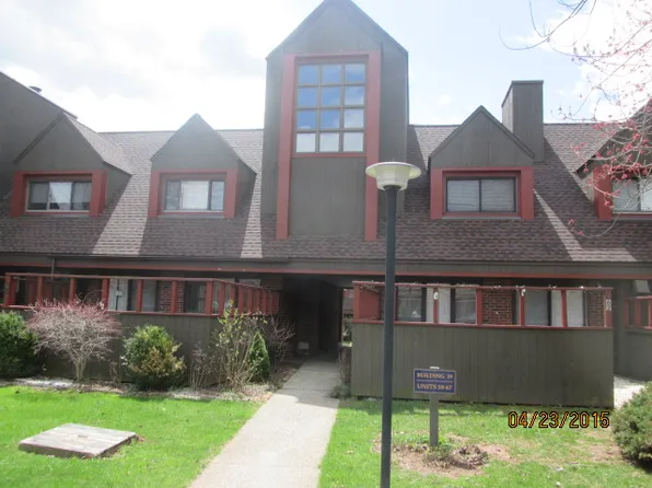 64 Montoya Dr, Branford, CT 06405