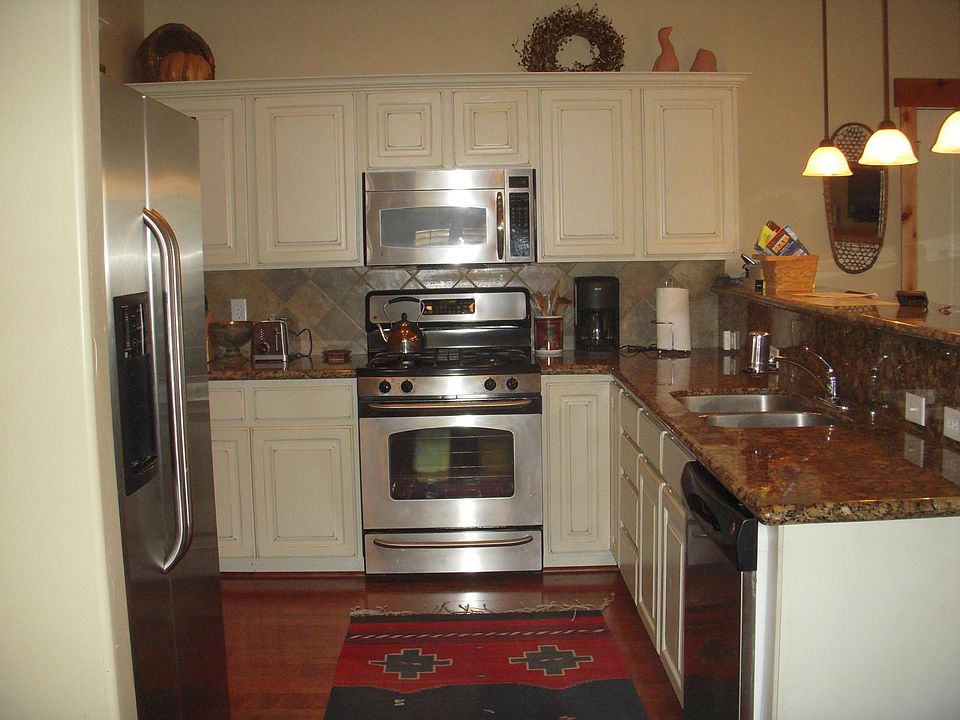 2nd image of 5501 Lillehammer Ln #3403