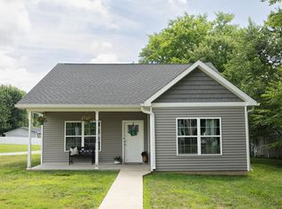 330 Mill St, Hanson, KY 42413