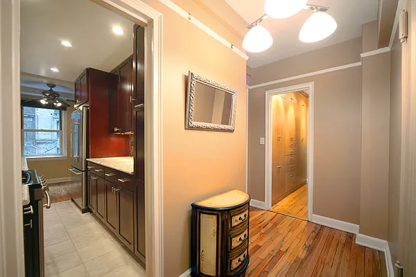 Sold by Diaman Group LLC | media 2