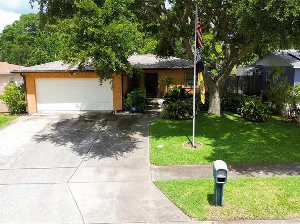 11125 Longhill Dr N, Pinellas Park, FL 33782