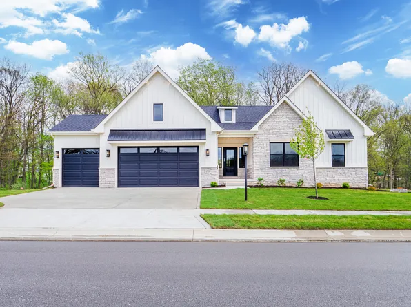 1757 Trailbrook Dr, Valparaiso, IN 46385