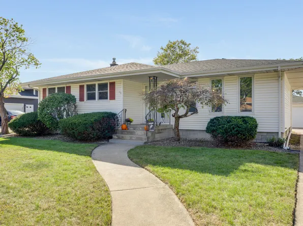 9148 Idlewild Dr, Highland, IN 46322