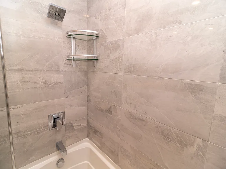 5515 Clyde St — Photo 23