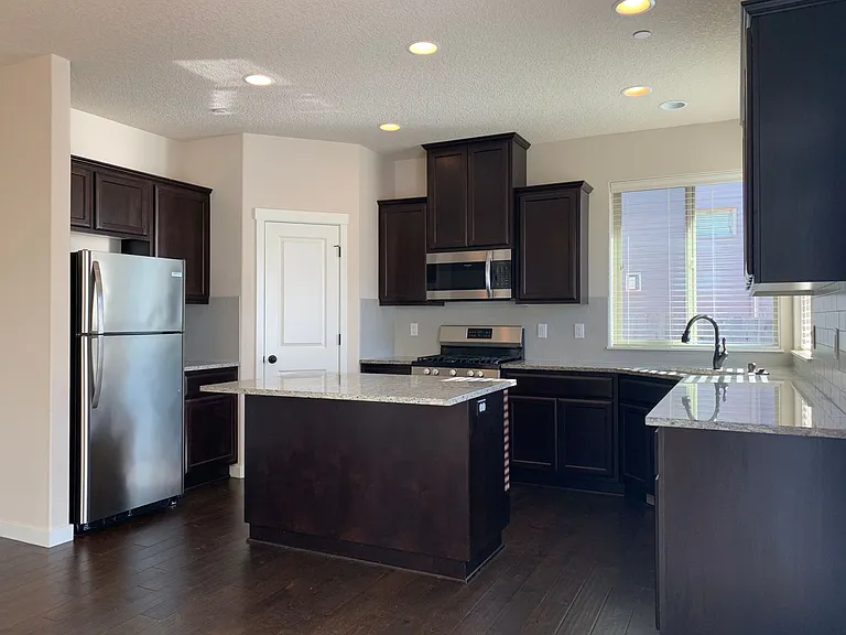 4223 NE Tacoma Ct — Photo 12