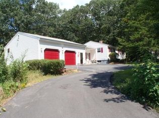 19 Bashaw Rd, Sutton, MA 01590