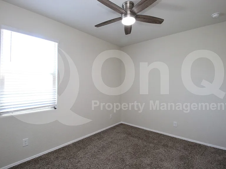 2455 E Alida Trl — Photo 16