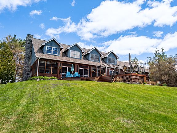 5th image of 8585 Swan Pointe Dr