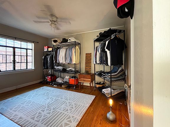 5th image of 543 W Breckenridge St #B