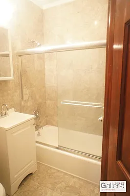 Rented by Galleria | media 9