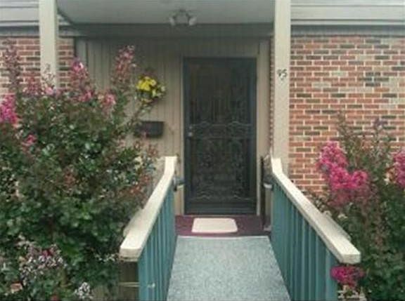 2nd image of 5 Euclid Ave APT 95